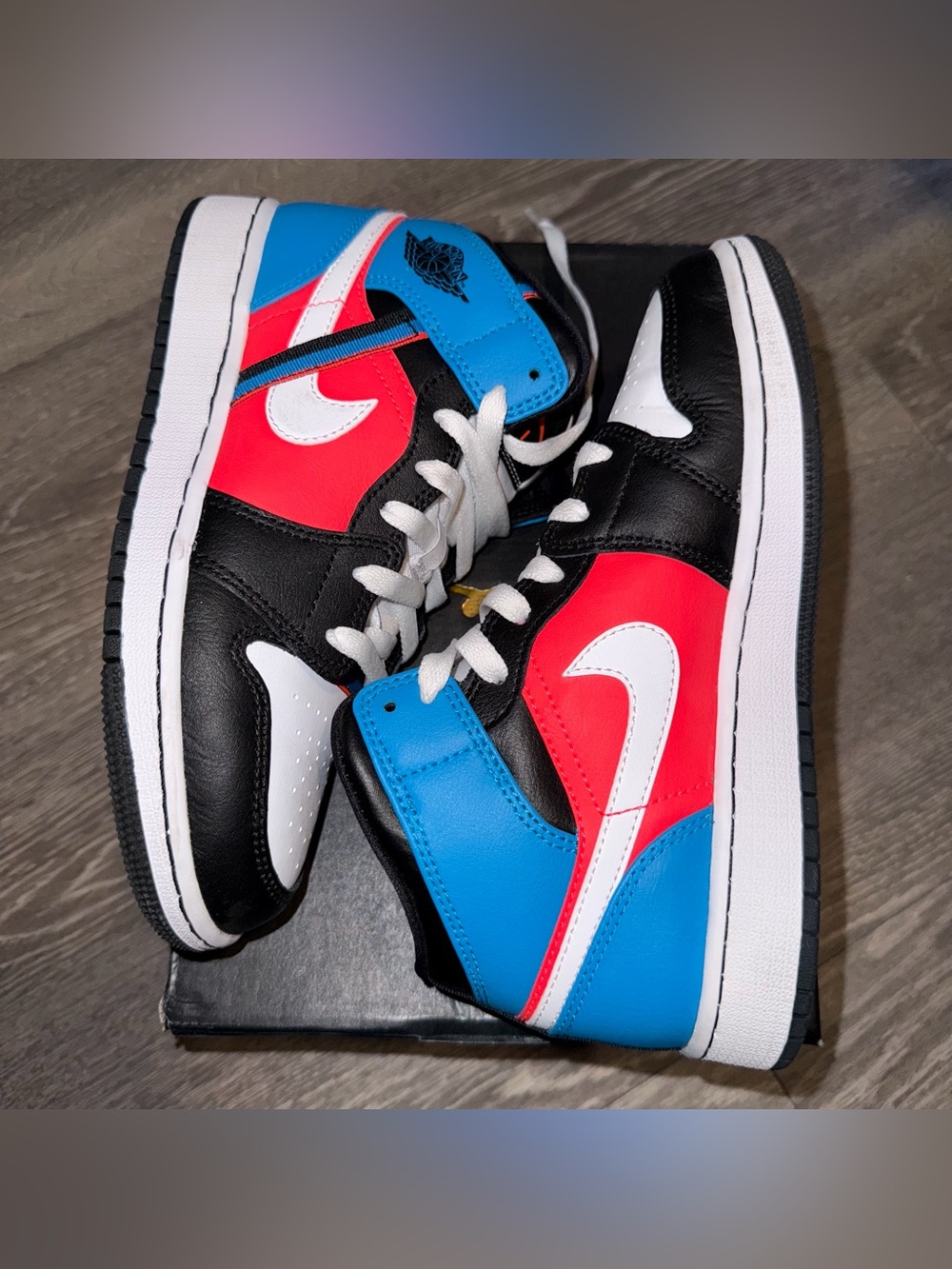 Nike Air Jordan 1 Mid Game Time GS 4.5Y